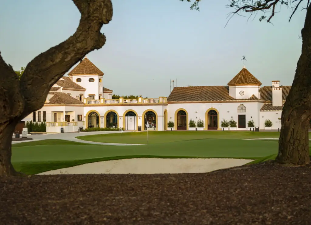San Roque Club